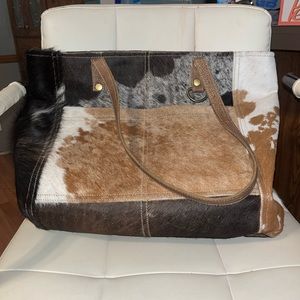 Myra cowhide purse